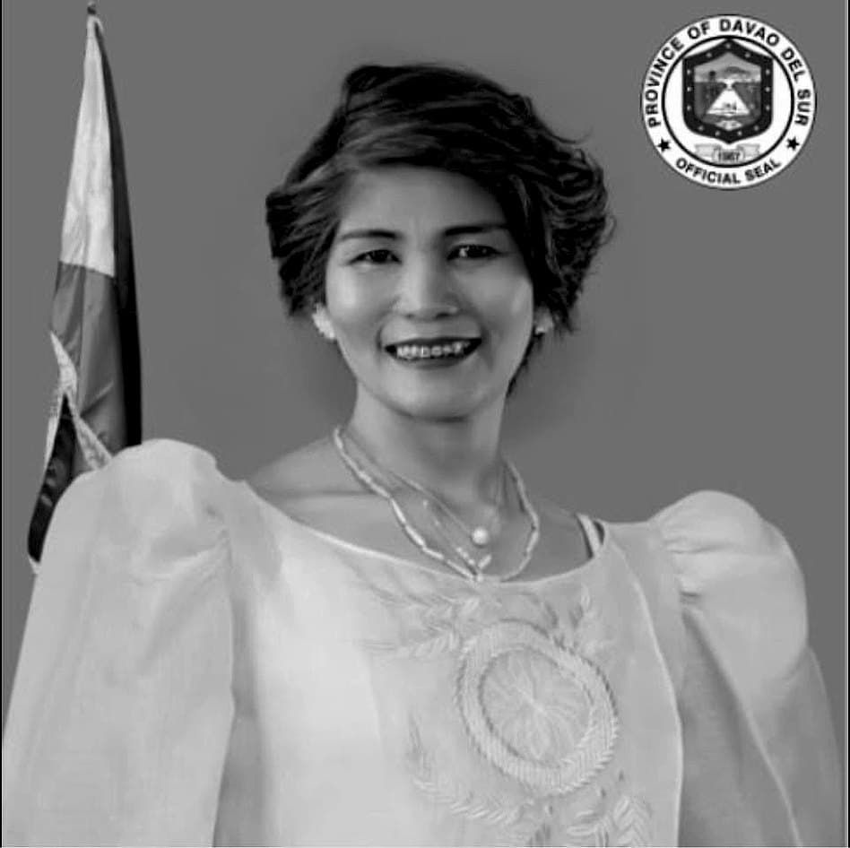 Official portrait of Atty. Gladys Razonable-Gascon